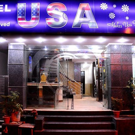 Hotel Usa 뉴델리 외부 사진